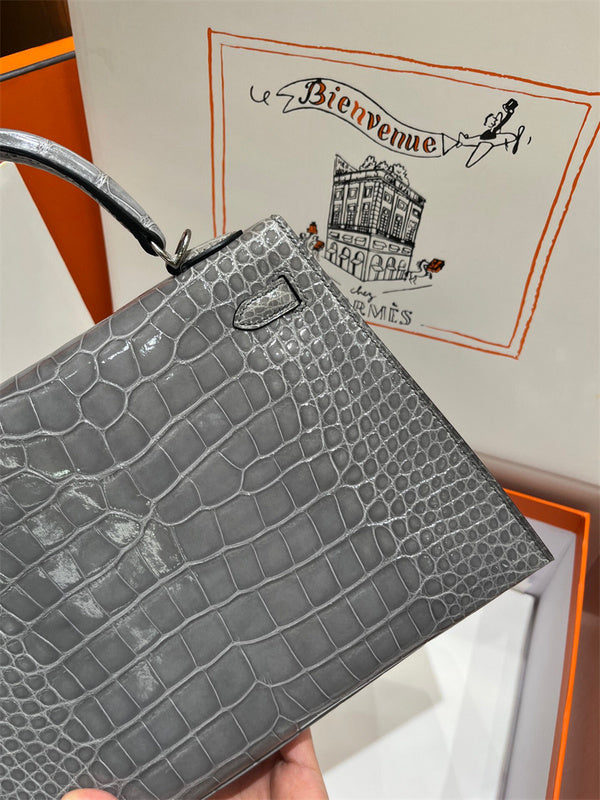  crossbody bag close-up of hardware and finish 11