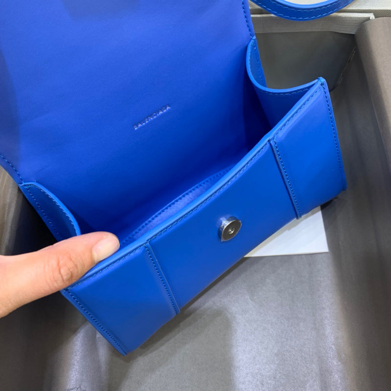 Sophisticated Vegan Leather Handbag - Chic Everyday Appeal | Women's Statement Accessory #575 - alternate angle view (image 8) of designer-inspired handbag