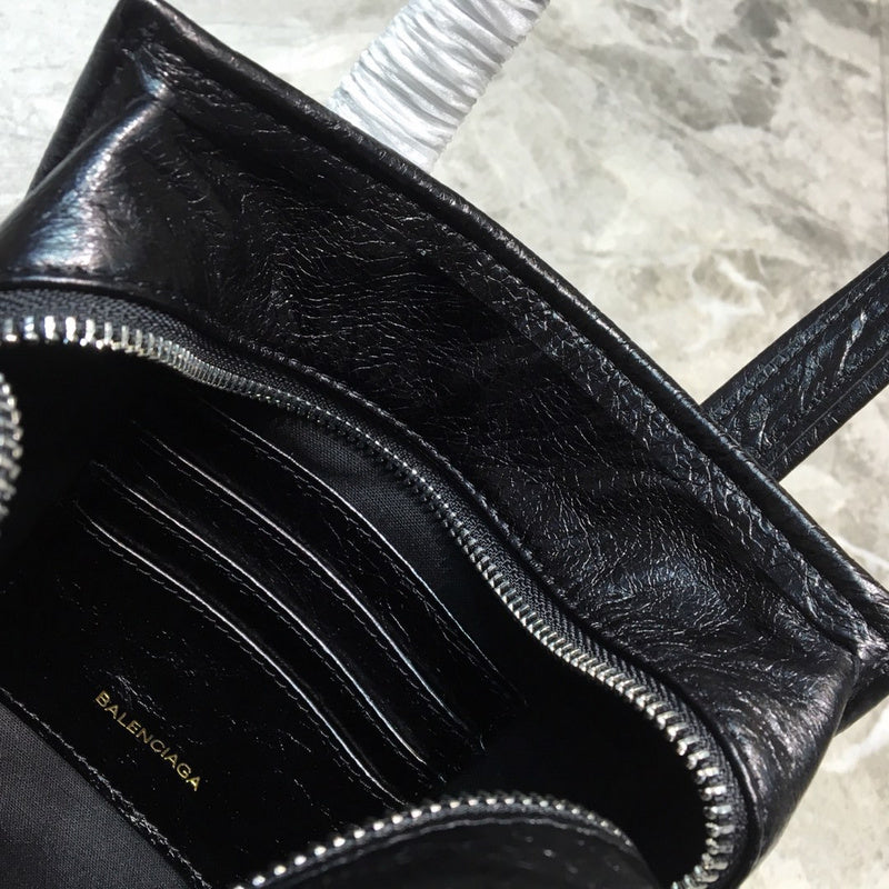 Chic Faux Leather Handbag - Everyday Elegance | Women's Statement Accessory #941 - side angle view (image 2) of designer-inspired handbag