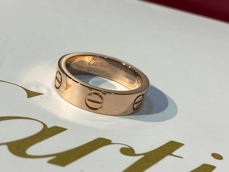 Front view of Cartier unisex jewelry piece