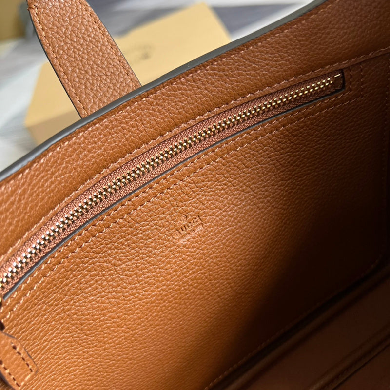 Close-up detail of classic modern women's handbag – women's luxury accessory