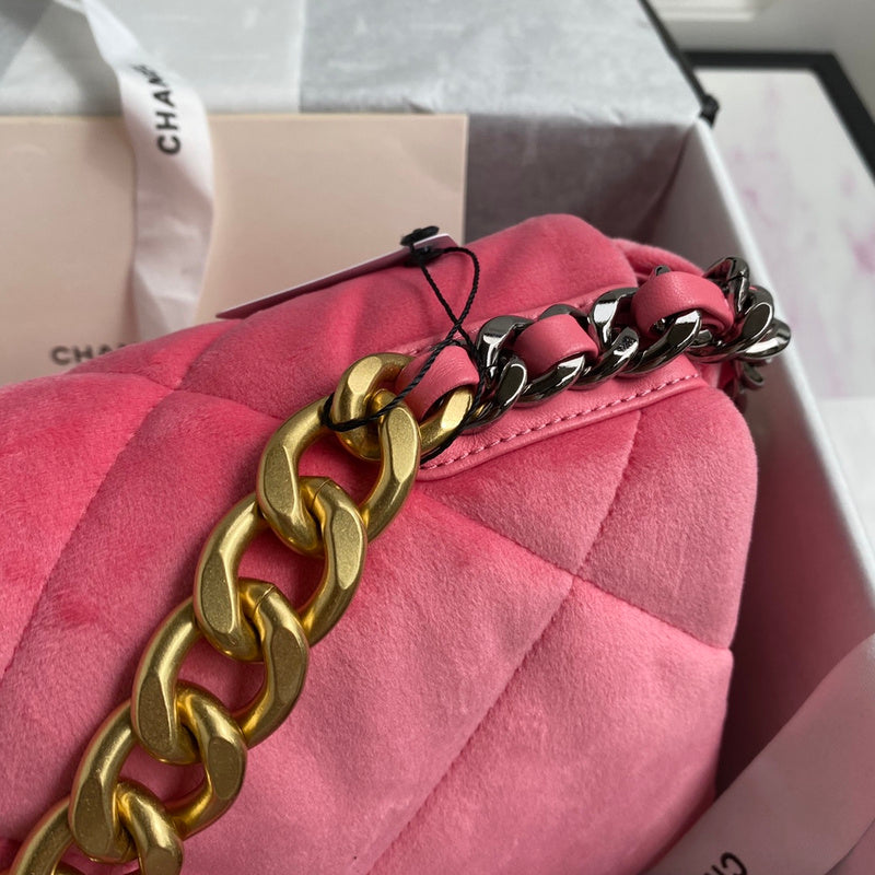Zivas Charm Effortless Elegance Fashion Handbag (Effortless Style Upgrade) – Detail View