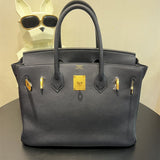  Graceful carryall bag front view 7