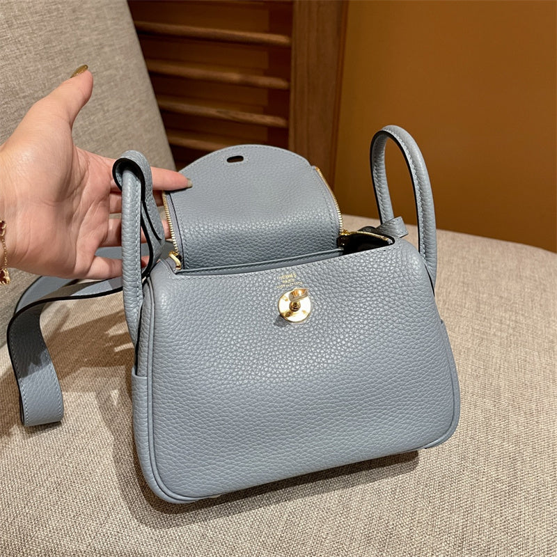  Modern crossbody bag front view 19