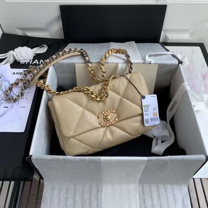  mid purse view 2