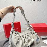 Ziva's Charm handbag – front view (one versatile size)