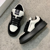 Givenchy shoes Style 187 - logo and branding close-up