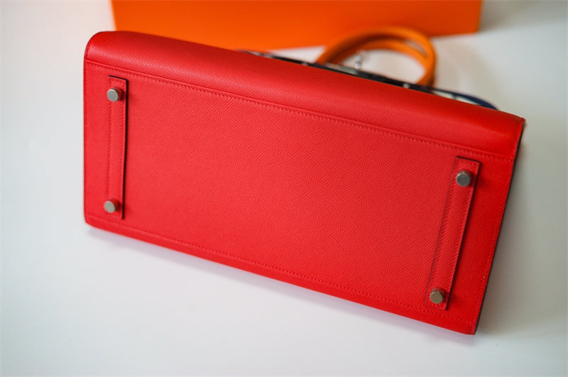 Smart bag shown from front angle