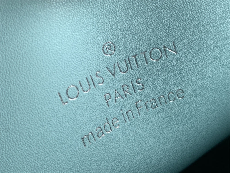  timeless crossbody bag detail view showing craftsmanship 32