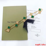 Full view of Van Cleef & Arpels unisex jewelry piece
