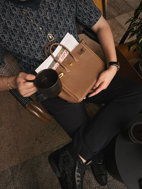Balanced handbag styled for everyday wear