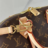  structured shopper bag detail view showing craftsmanship 8