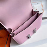  tote bag interior and compartment view