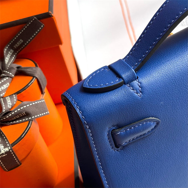  Sophisticated shoulder bag carried on shoulder 52