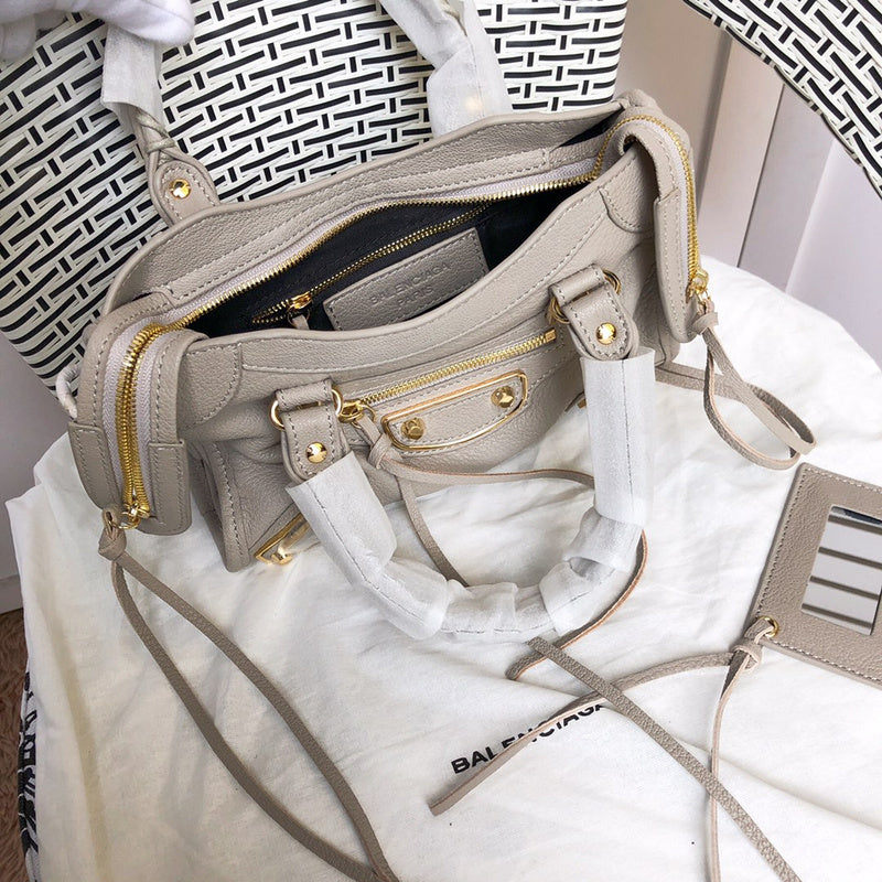 Close-up detail of polished classic women's handbag – women's luxury accessory
