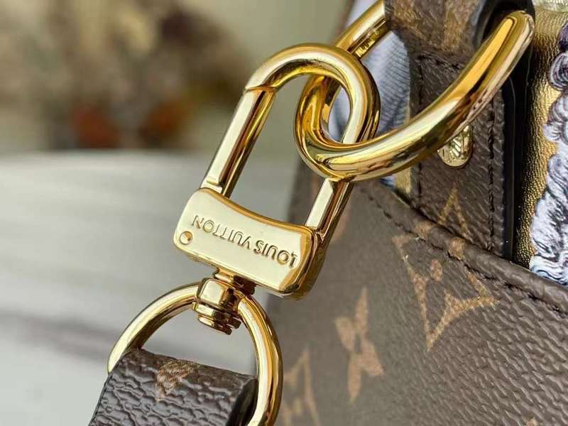 Handle and strap detail of modern structured women's handbag – women's premium purse