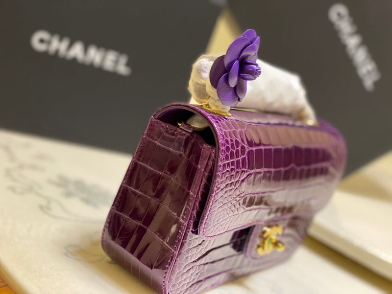  women's handbag, mid design, view 9