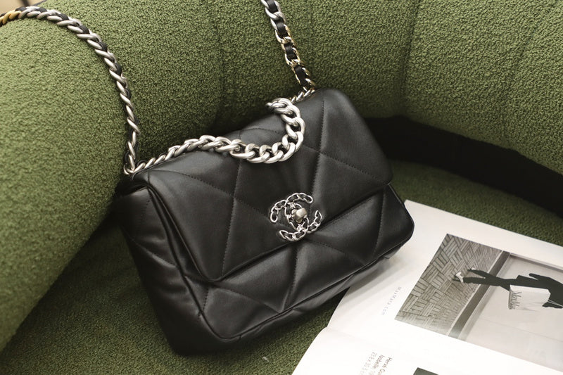  mid purse view 5
