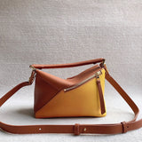 Ziva's Charm handbag – detail view (24cm*15cm*12cm)