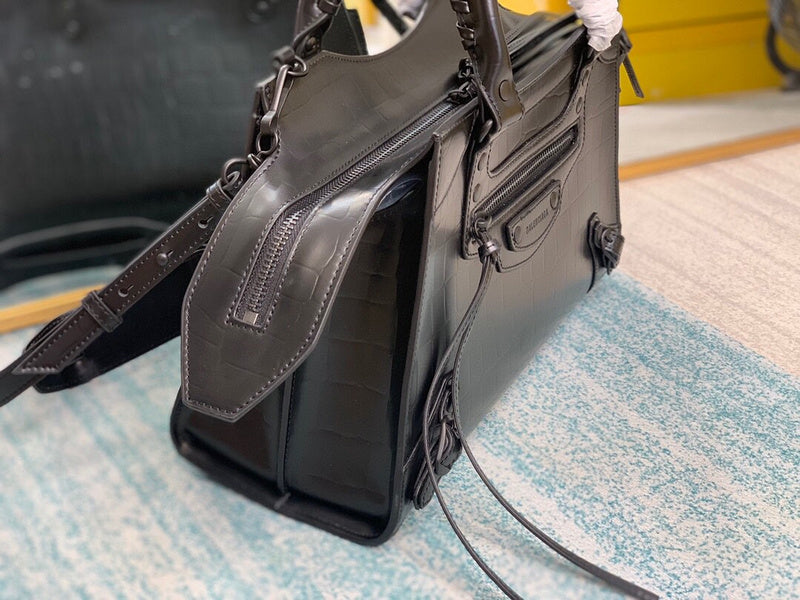 Sophisticated Premium PU Leather Handbag - Premium Craftsmanship Detailing | Women's Premium Handbag #670 - close-up detail shot (image 3) of designer-inspired handbag