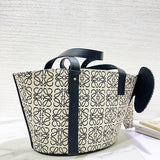 Ziva's Charm handbag – close-up view (40cm*18cm*23.5cm)