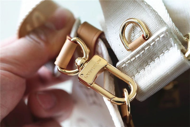  smart crossbody bag styled with outfit
