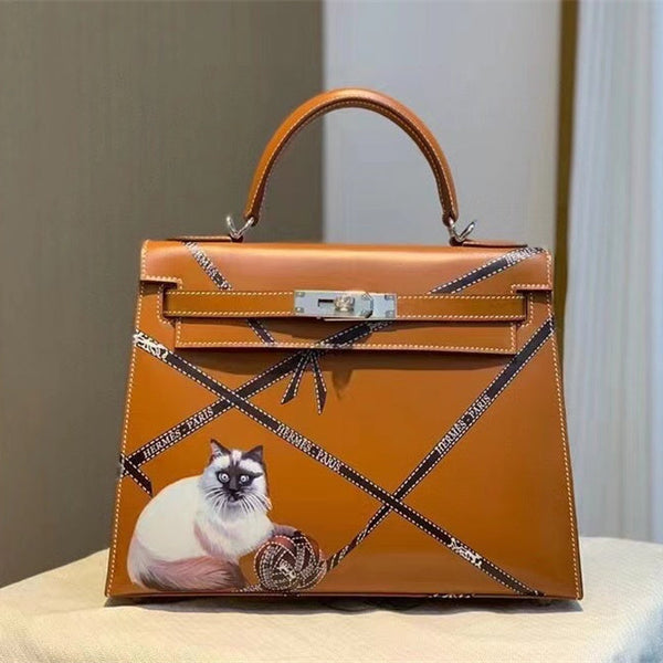 Balanced handbag styled for everyday wear
