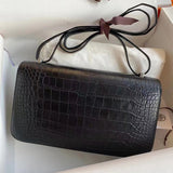 Sophisticated handbag styled for everyday wear