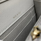  versatile purse view 7