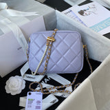  handbag, compact everyday style, image 4