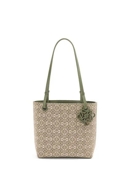 Ziva's Charm handbag – angled view (26cm*21cm*10cm)