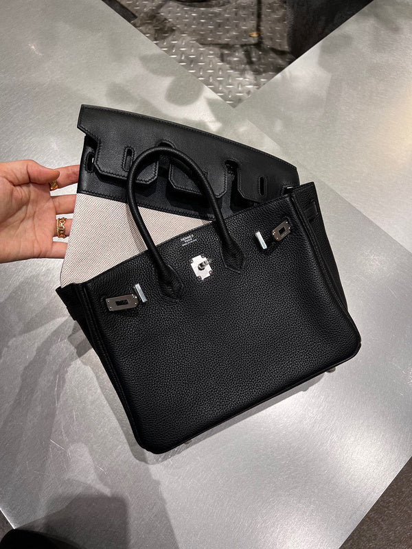 Everyday-Ready bag shown from front angle