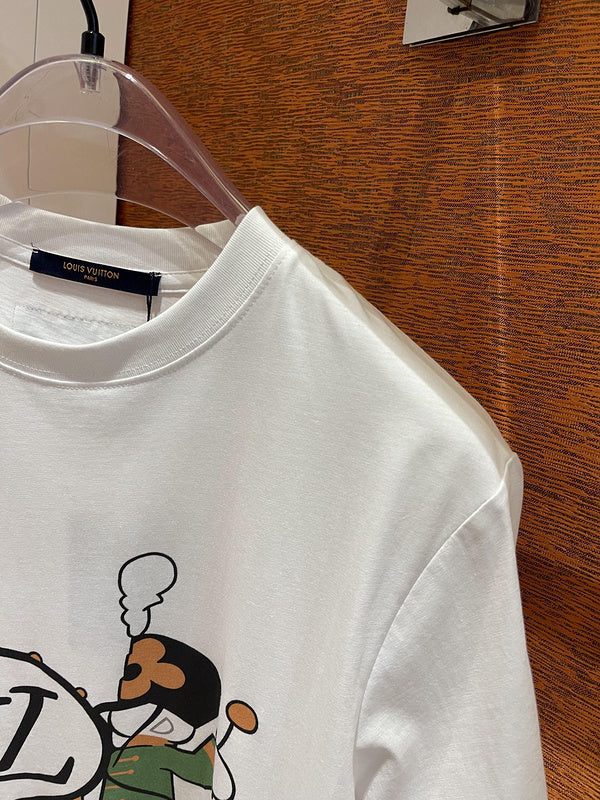 Close-up detail shot of Louis Vuitton cotton t-shirt with relaxed-fit cut