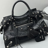 Zivas Charm Refined Everyday Style Fashion Handbag (Contemporary Shape Language) – Interior View
