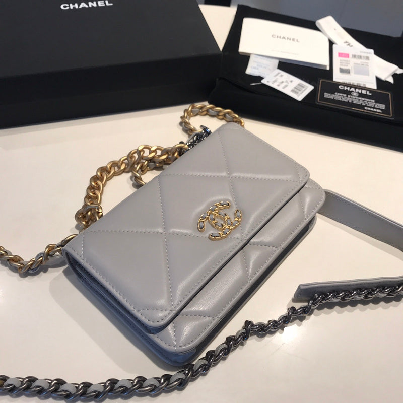 Zivas Charm Timeless Appeal Fashion Handbag (Considered Detail & Form) – Interior View
