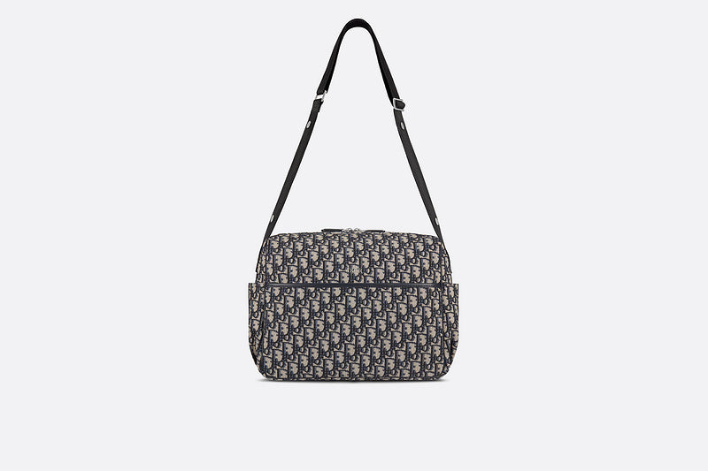 Styled lifestyle shot of premium elevated women's handbag – women's premium purse