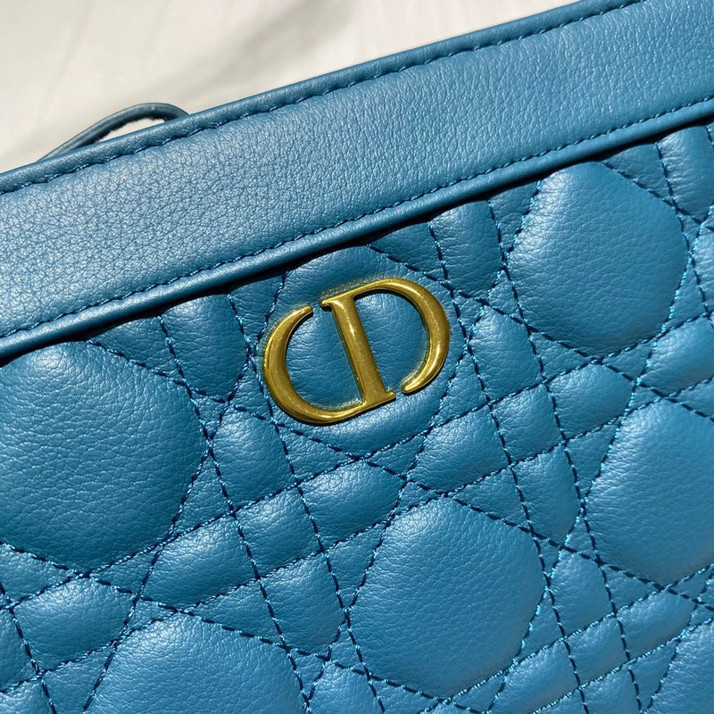Close-up detail of modern sleek women's handbag – women's designer-style accessory