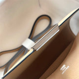Versatile handbag styled for everyday wear