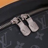  elegant carryall bag detail view showing craftsmanship 14