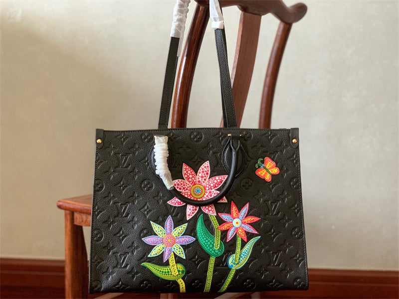  satchel interior and compartment view 9