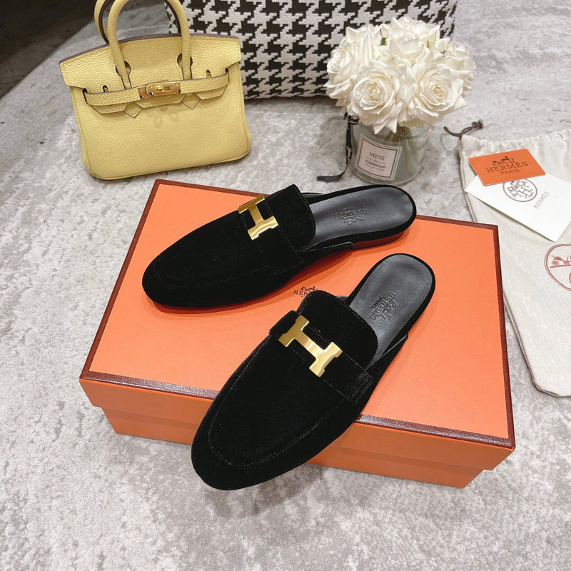 Hermès Black Ankle Strap Heels - Angled View