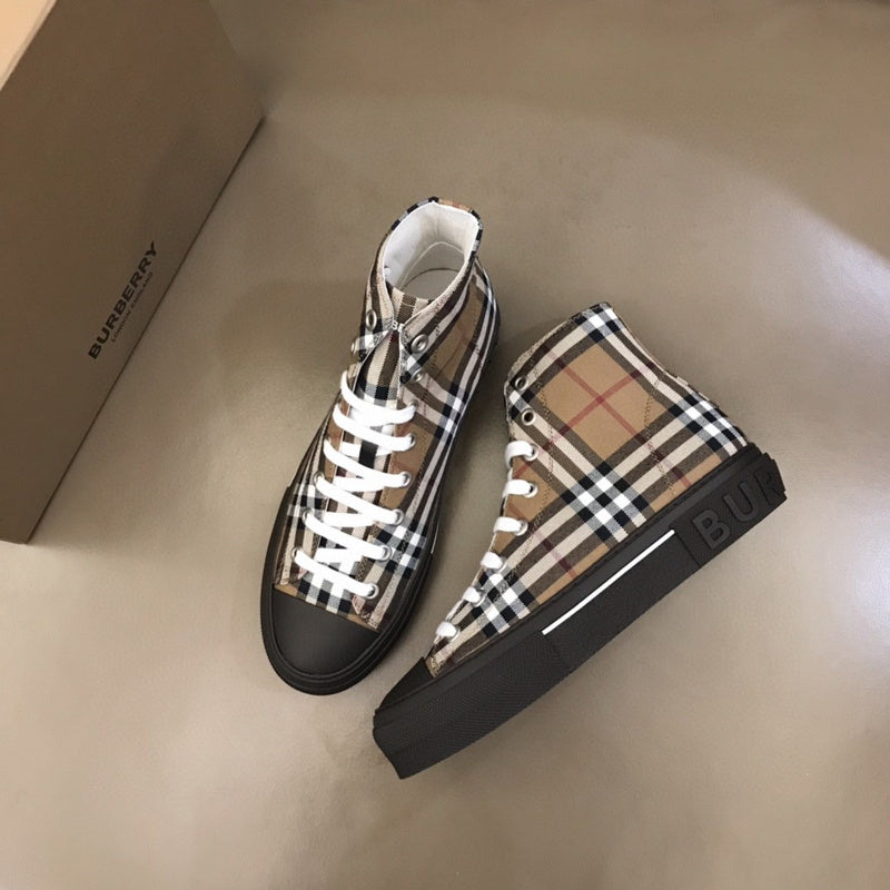 Statement Premium Synthetic Leather Shoes - All-Day Comfort Design | Women's Everyday Fashion Shoes #1411 - texture close-up (image 9) of designer-inspired shoes