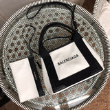 Front view of everyday-luxe modern women's handbag – women's designer-style accessory