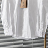 Three-quarter angle view of Burberry luxury piece style No.041