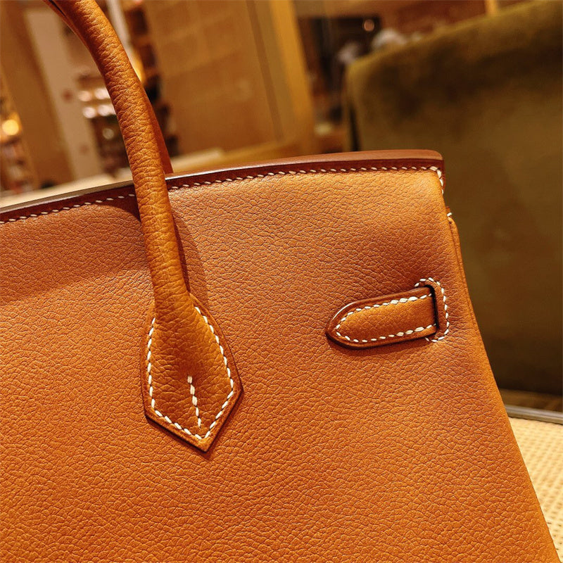 Refined handbag styled for everyday wear