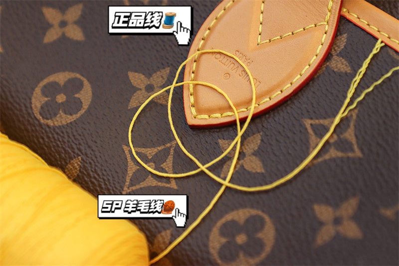  Graceful shoulder bag front view 37