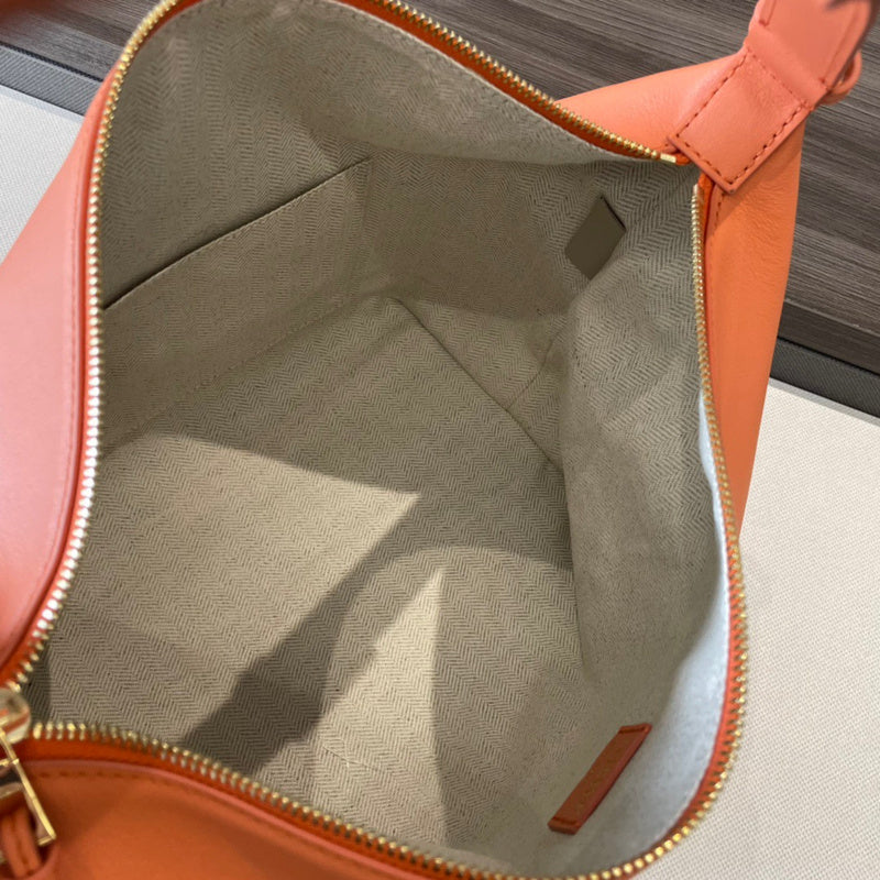 Ziva's Charm handbag – back view (21cm*17cm*12.5cm)