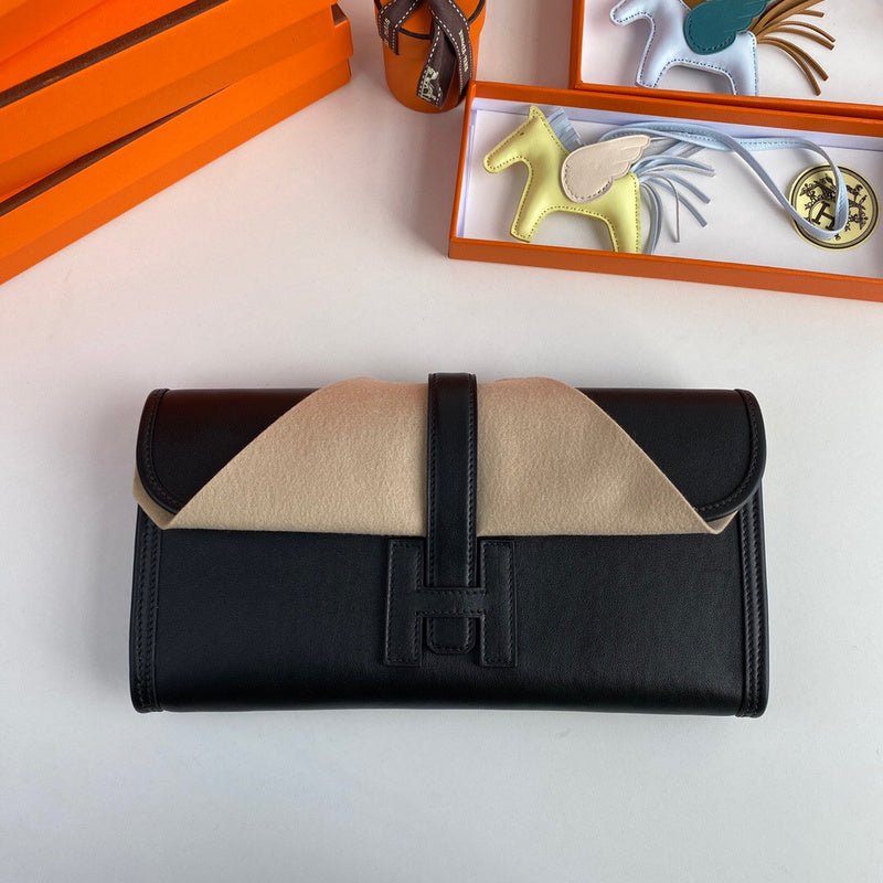 Side view of classic structured handbag