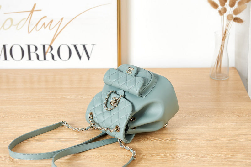 Zivas Charm Versatile Design Designer Handbag (Designer-Inspired Craftsmanship) – Back View