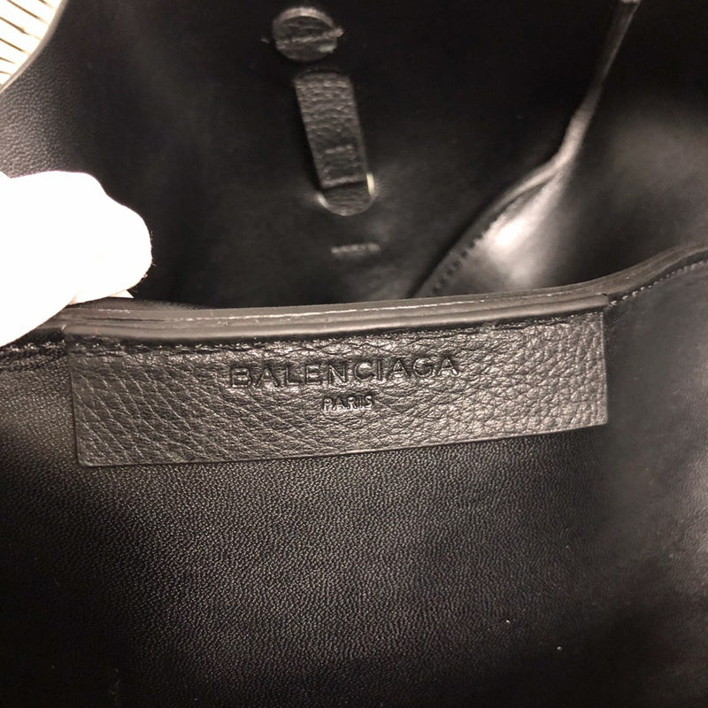 Close-up detail of refined everyday-luxe women's handbag – women's luxury accessory